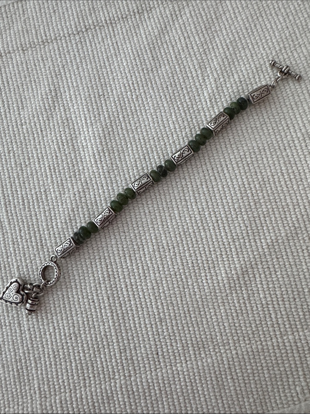 Green Beaded Silver-Accent Bracelet with Heart Charm - Picture 2 of 11